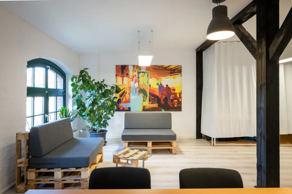 Lounge-Bereich im Veranstaltungsraum des HAVELWERK Rathenow